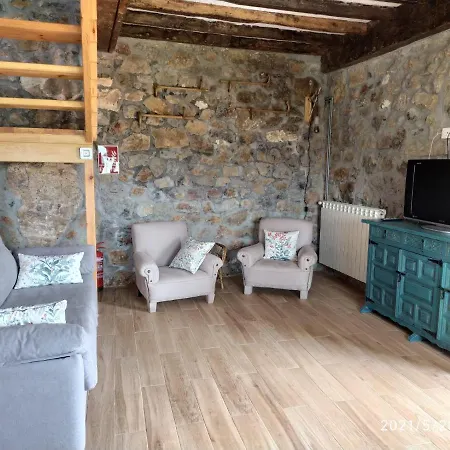 501a Cangas De Onis Tatil Evi *
